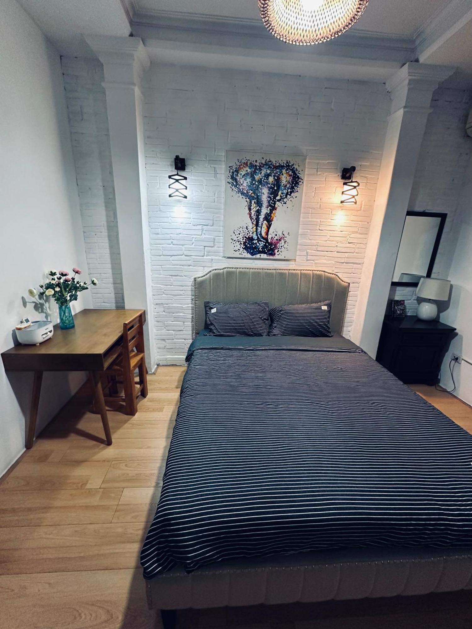Old Quater/modern Apt/super Location Hà Nội